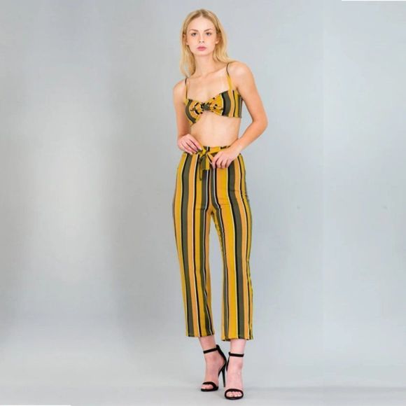 Vertical Stripe 2 Piece Set - Tropical Set - Vacation Set - Vacation Apparel - Picture 2 of 5